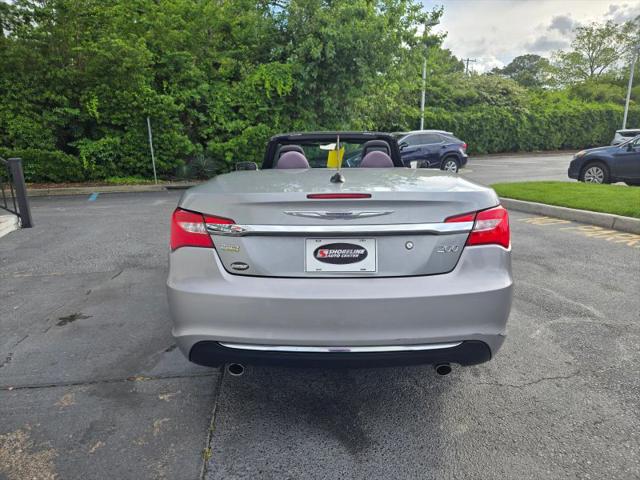 2014 Chrysler 200 Touring