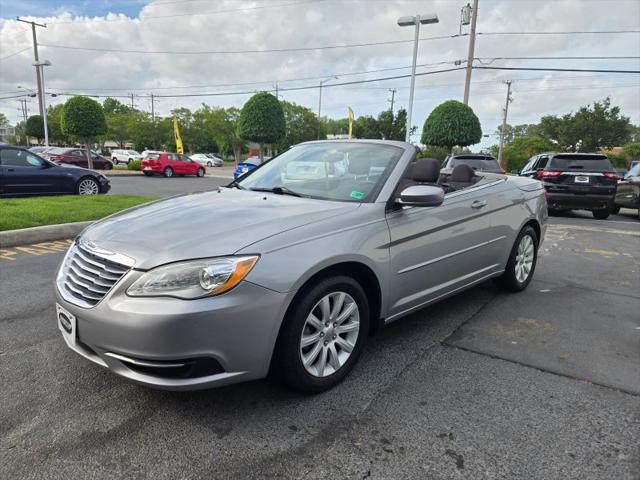 2014 Chrysler 200 Touring