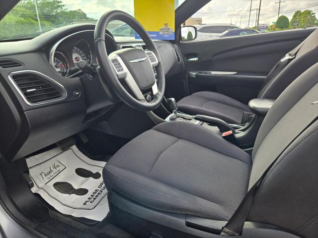 2014 Chrysler 200 Touring