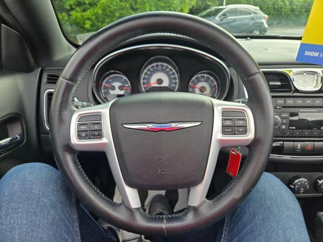 2014 Chrysler 200 Touring