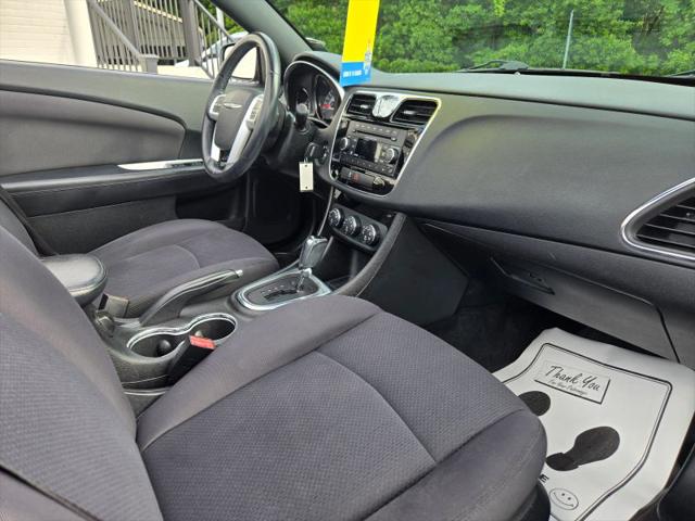 2014 Chrysler 200 Touring