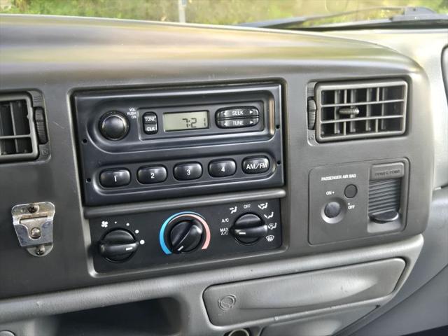 2004 Ford F-350 XLT