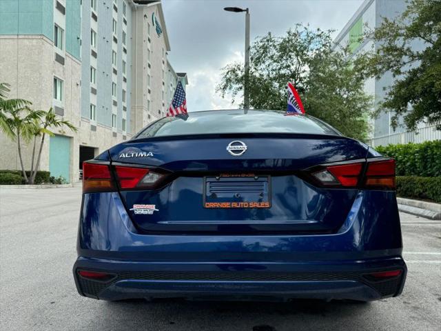 2022 Nissan Altima S FWD