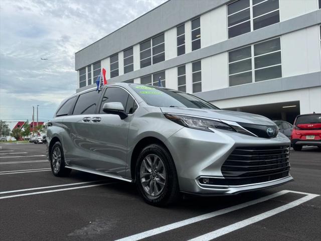 2023 Toyota Sienna XLE