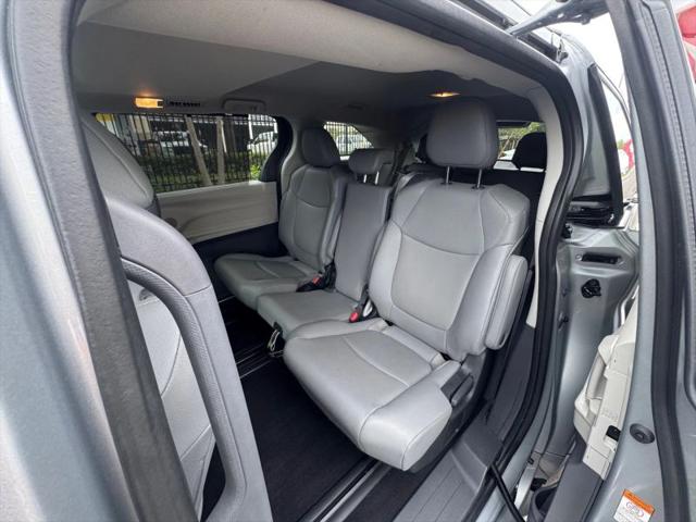 2023 Toyota Sienna XLE
