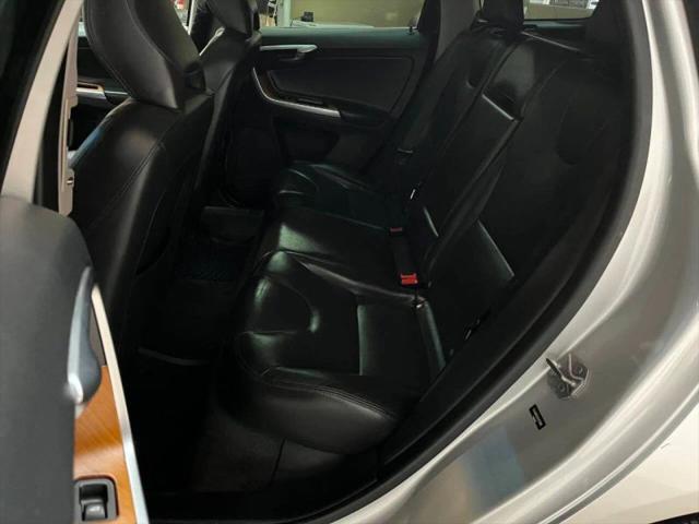 2017 Volvo XC60 T5 Inscription