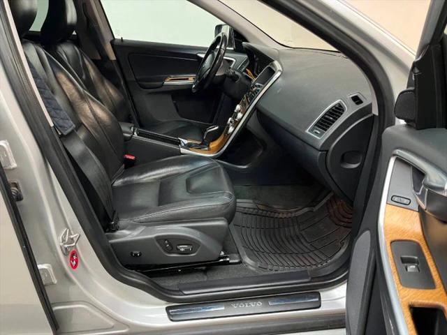 2017 Volvo XC60 T5 Inscription