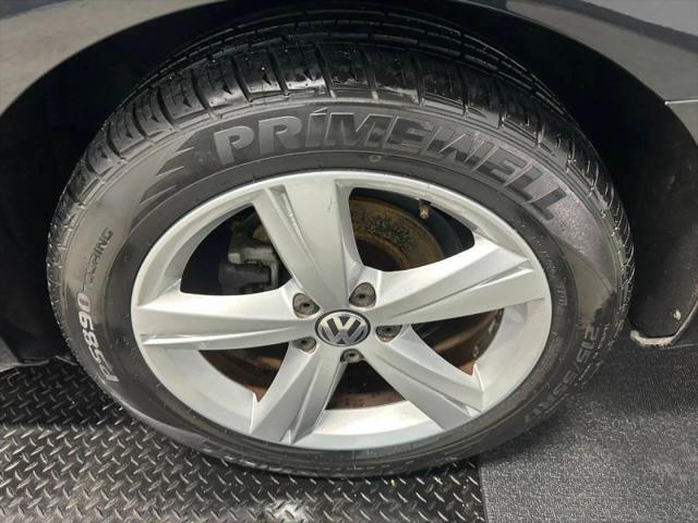 2013 Volkswagen Passat 2.5L SE