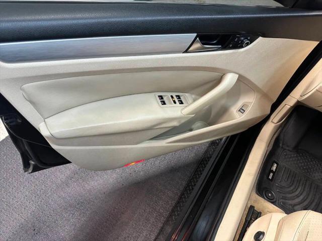 2013 Volkswagen Passat 2.5L SE