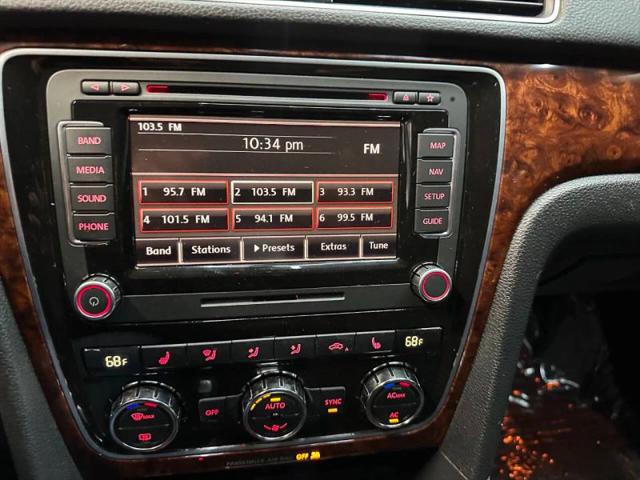 2012 Volkswagen Passat 2.5L SEL