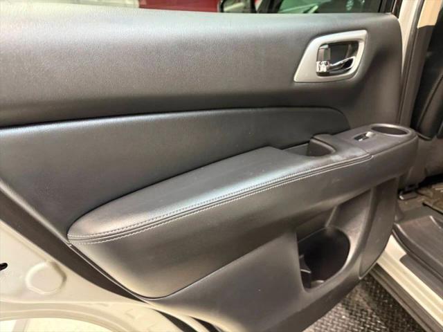 2015 Nissan Pathfinder Platinum