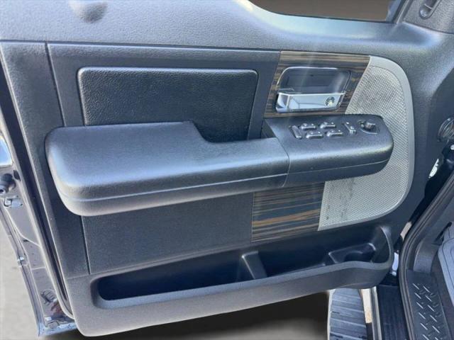 2007 Lincoln Mark LT Base