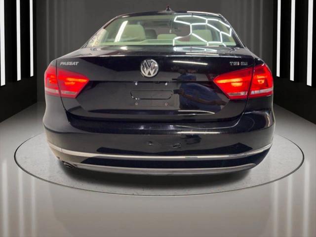 2015 Volkswagen Passat 1.8T SE