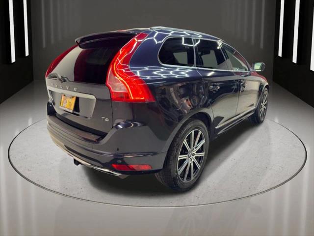 2016 Volvo XC60 T6 Drive-E Platinum