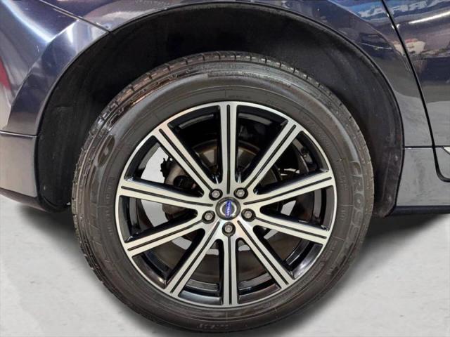 2016 Volvo XC60 T6 Drive-E Platinum