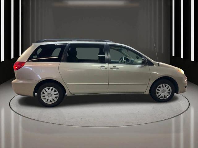 2007 Toyota Sienna LE