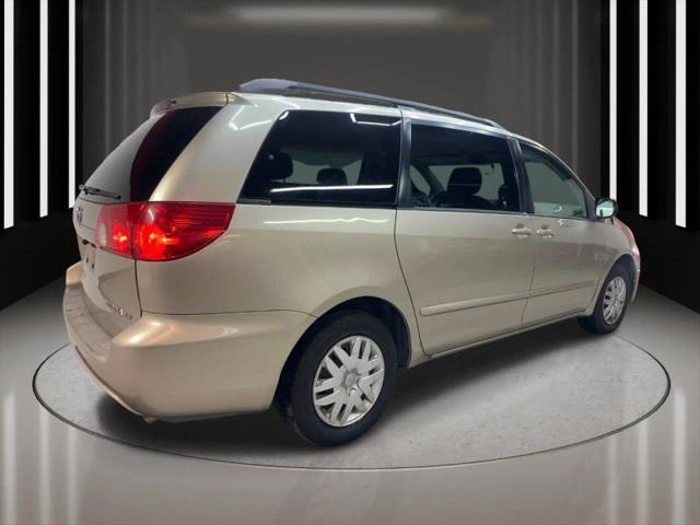 2007 Toyota Sienna LE