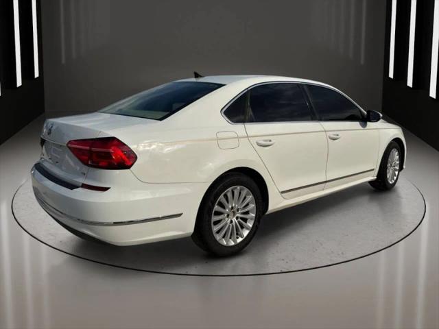 2016 Volkswagen Passat 1.8T SE