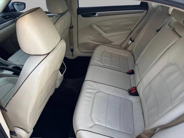 2016 Volkswagen Passat 1.8T SE