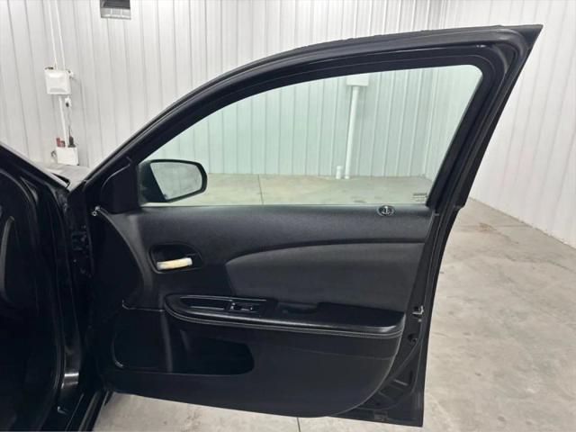 2012 Dodge Avenger SE