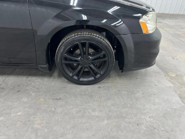 2012 Dodge Avenger SE
