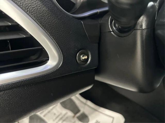 2012 Dodge Avenger SE