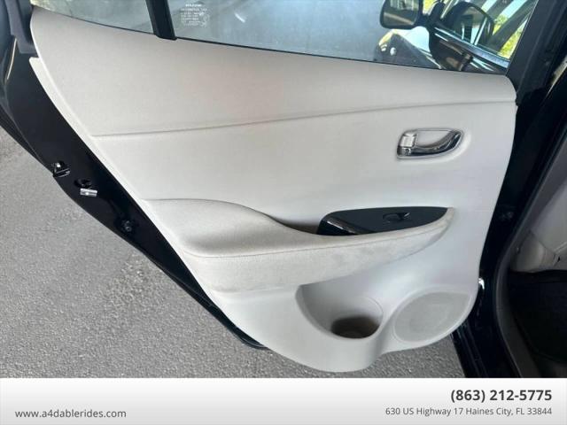 2011 Nissan LEAF SL