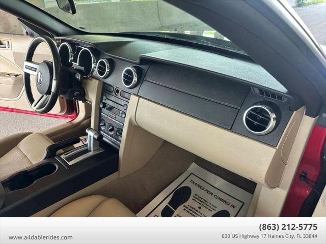 2005 Ford Mustang Deluxe