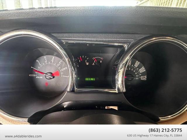 2005 Ford Mustang Deluxe