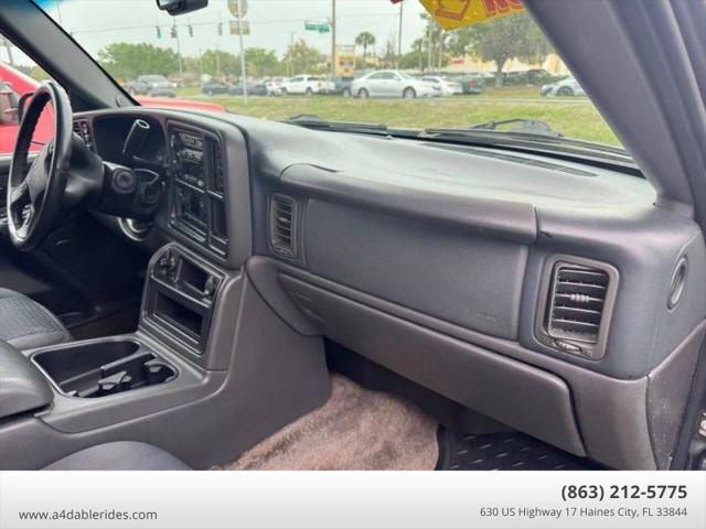 2003 Chevrolet Avalanche Base