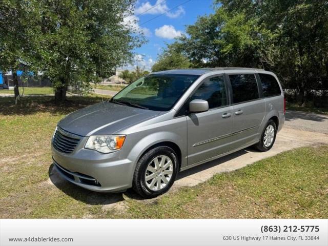 2016 Chrysler Town & Country Touring