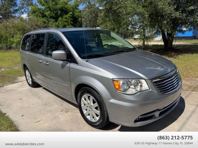 2016 Chrysler Town & Country Touring