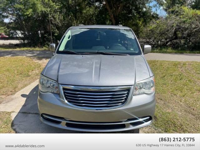 2016 Chrysler Town & Country Touring