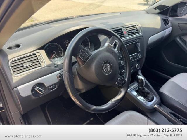 2013 Volkswagen Jetta SEL Premium