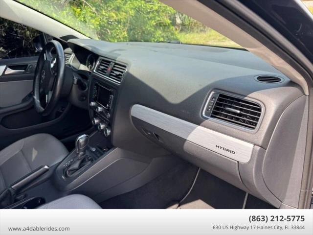 2013 Volkswagen Jetta SEL Premium