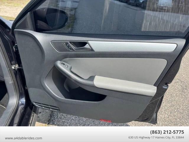 2013 Volkswagen Jetta SEL Premium