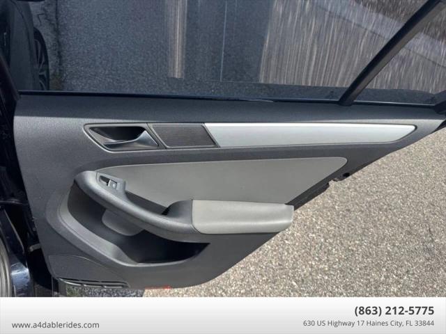 2013 Volkswagen Jetta SEL Premium