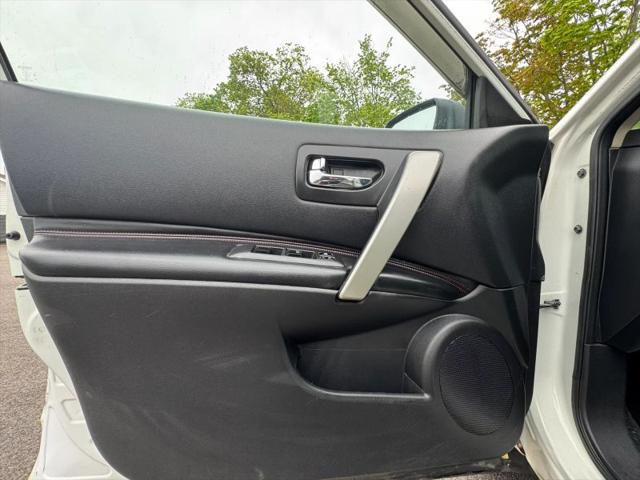 2011 Nissan Rogue SV