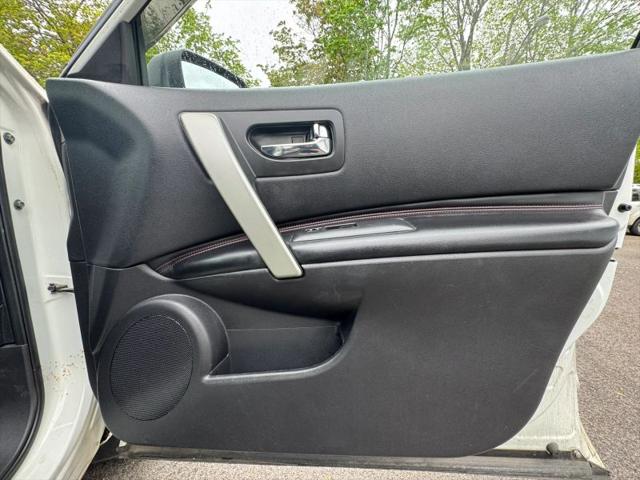 2011 Nissan Rogue SV