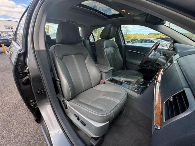 2010 Lincoln MKZ Base
