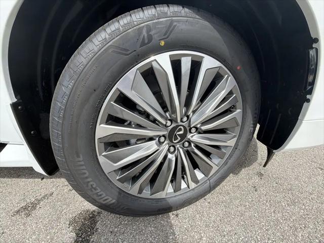 2026 INFINITI QX80 LUXE AWD