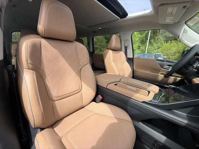 2026 INFINITI QX80 LUXE AWD