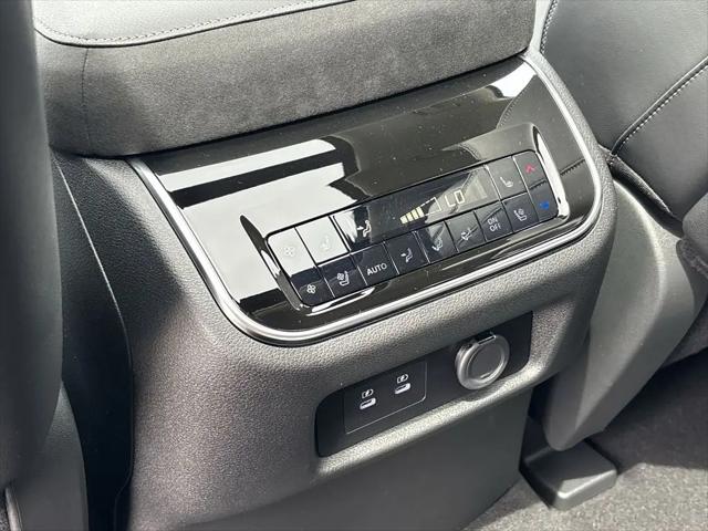 2026 INFINITI QX80 LUXE AWD