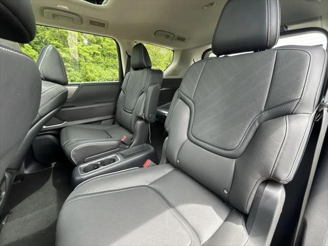 2026 INFINITI QX80 LUXE AWD
