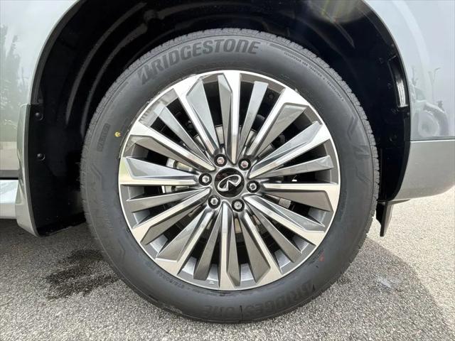 2026 INFINITI QX80 LUXE AWD