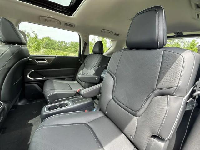 2026 INFINITI QX80 LUXE AWD
