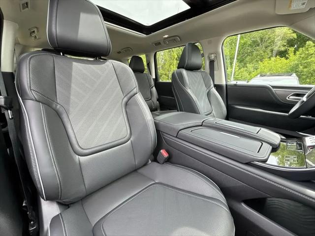 2026 INFINITI QX80 LUXE AWD