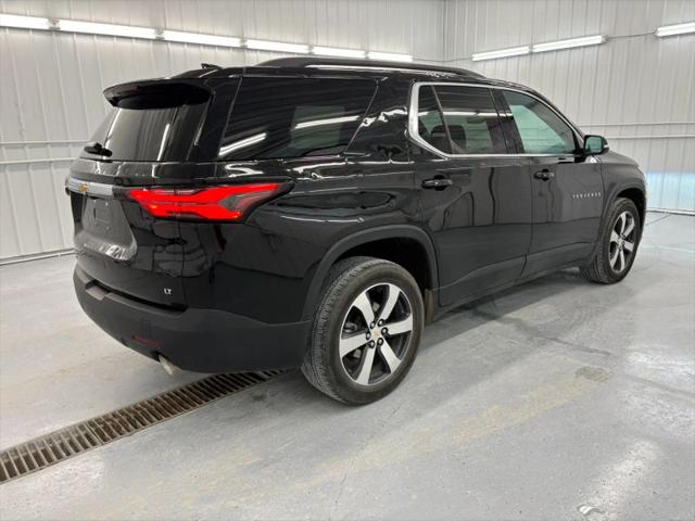 2023 Chevrolet Traverse AWD LT Leather