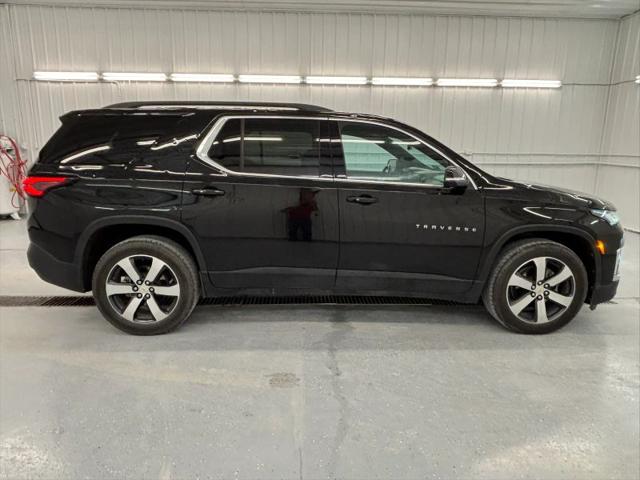 2023 Chevrolet Traverse AWD LT Leather