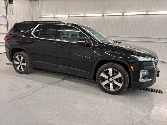 2023 Chevrolet Traverse AWD LT Leather